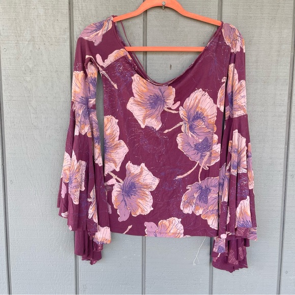 Free People Birds Of Paradise Bell sleeve Floral Top Size Small Oversized - Picture 3 of 7